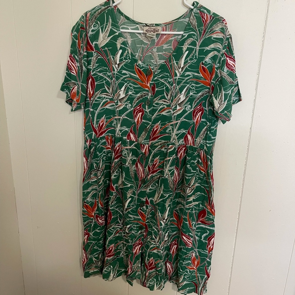 Pacific Passport Hawaiian/Aloha Dress Size - Med